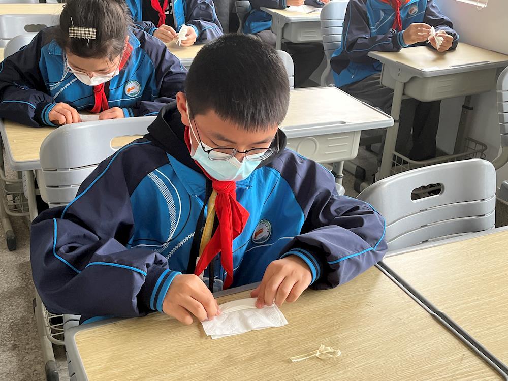 清明祭先贤，丰碑励后人