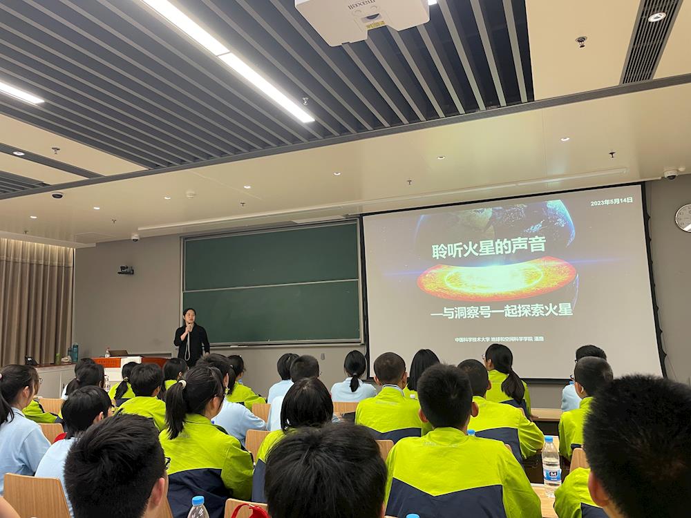 2dac99cc6da74af3b5e1467a6fa1c6f1.jpg 2dac99cc6da74af3b5e1467a6fa1c6f1.jpg