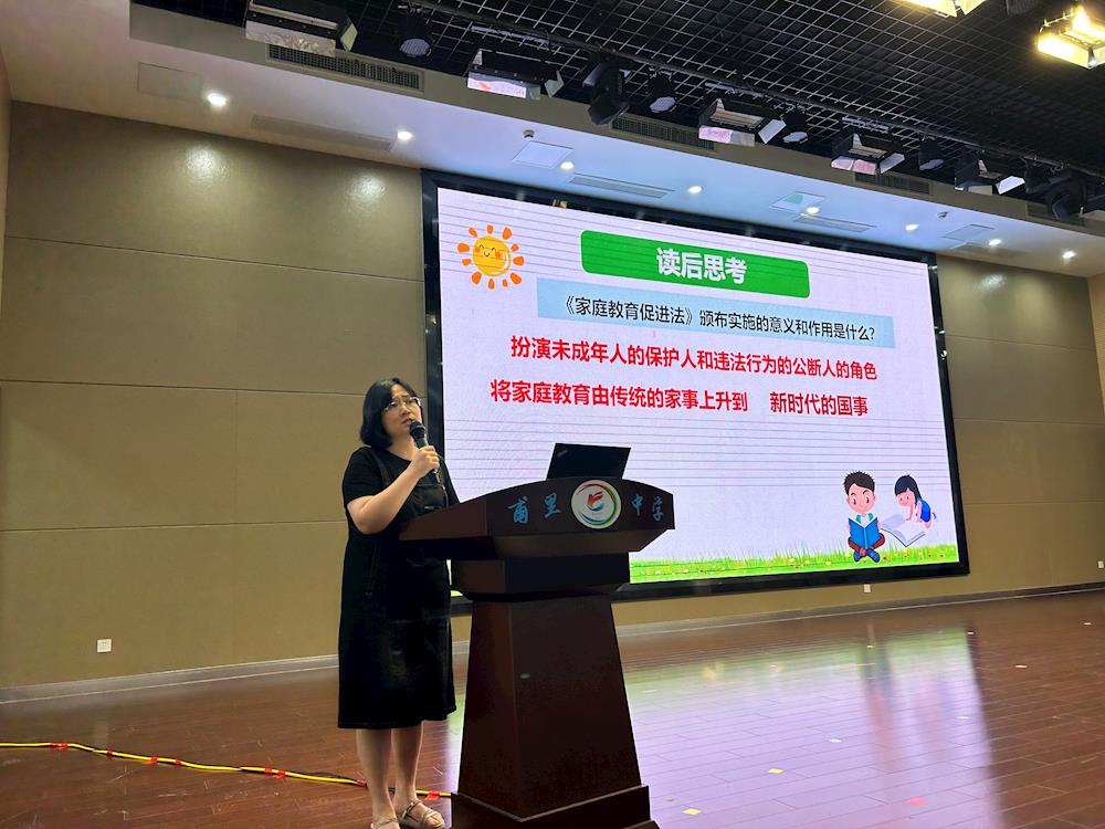 4dcd4c3d04e5408c8391a874b47f0589.jpg 4dcd4c3d04e5408c8391a874b47f0589.jpg