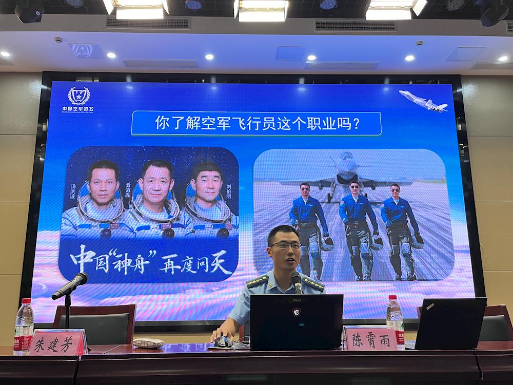 f1034bd14c8e48a09918eafbbb9dba6a.jpg f1034bd14c8e48a09918eafbbb9dba6a.jpg