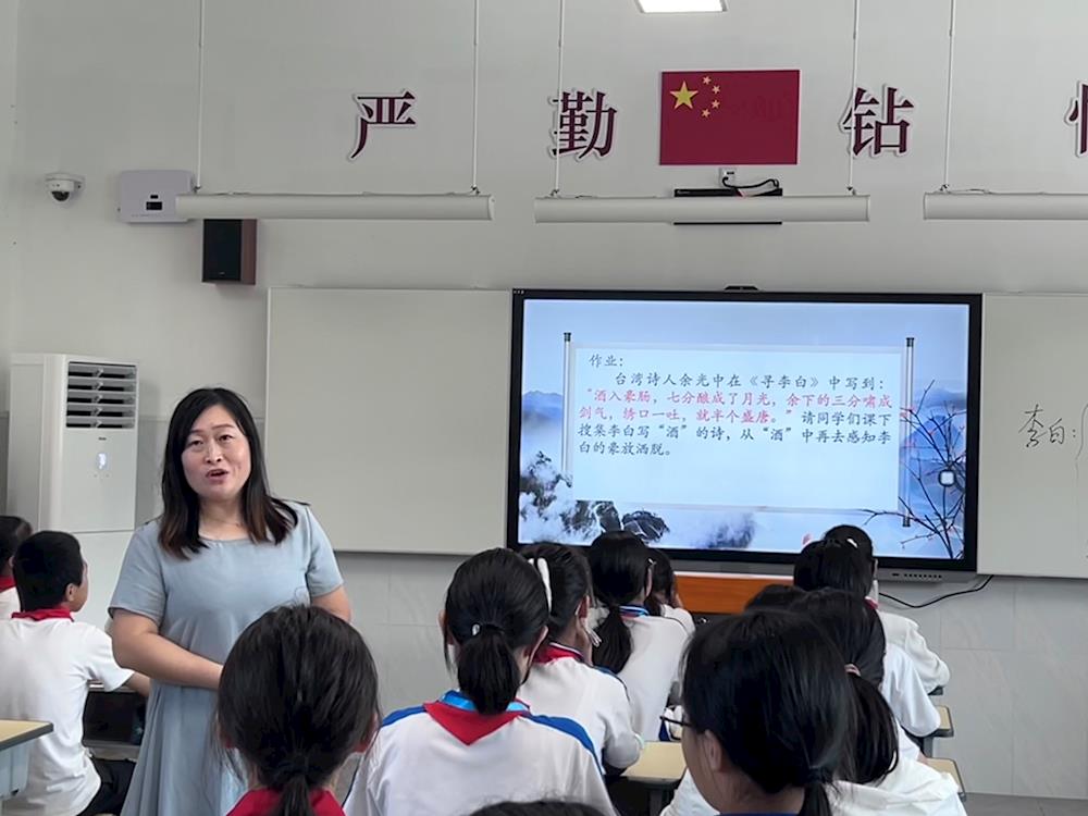 7a6ae2a931654bf7a2e37c1b75ce60b4.JPG 7a6ae2a931654bf7a2e37c1b75ce60b4.JPG