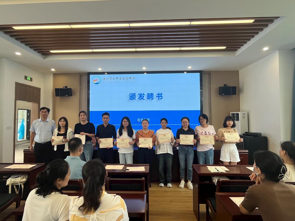 d94677045152481dbf72825549f16ce6.jpg d94677045152481dbf72825549f16ce6.jpg