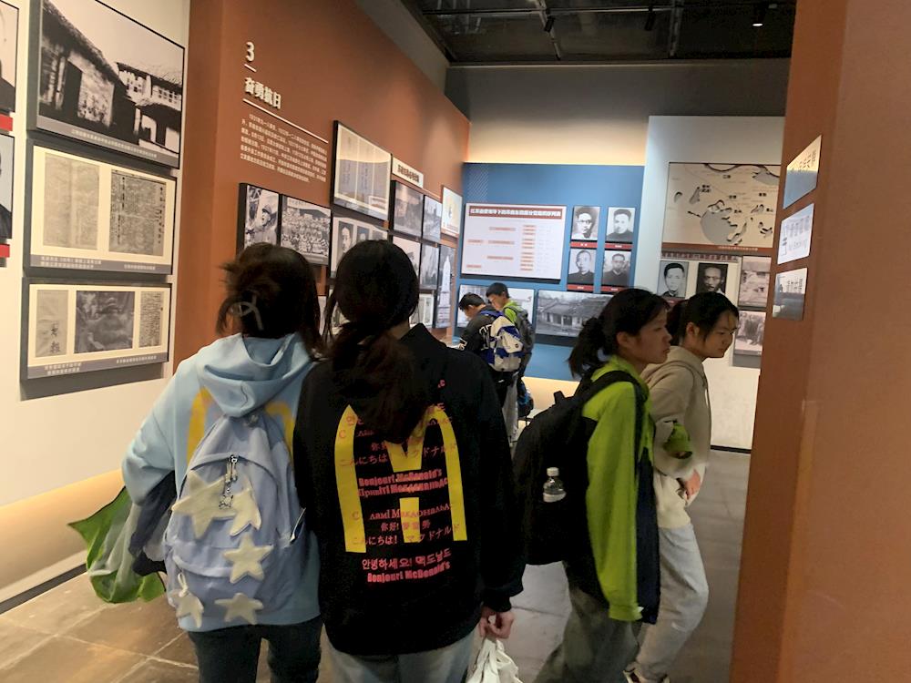 3e2090e765954fc09f2a230c7f751949.jpg 3e2090e765954fc09f2a230c7f751949.jpg