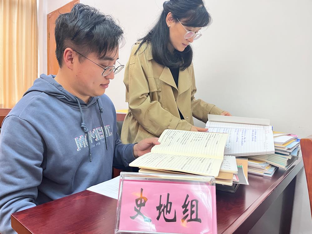 8939eb900f0c4f449c2bbe7491ba243b.JPG 8939eb900f0c4f449c2bbe7491ba243b.JPG