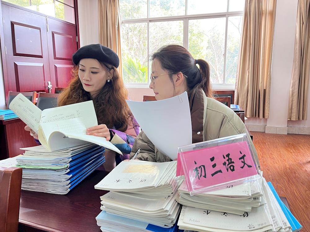 212e13ebf5a44293acf7c9541e932347.jpg 212e13ebf5a44293acf7c9541e932347.jpg